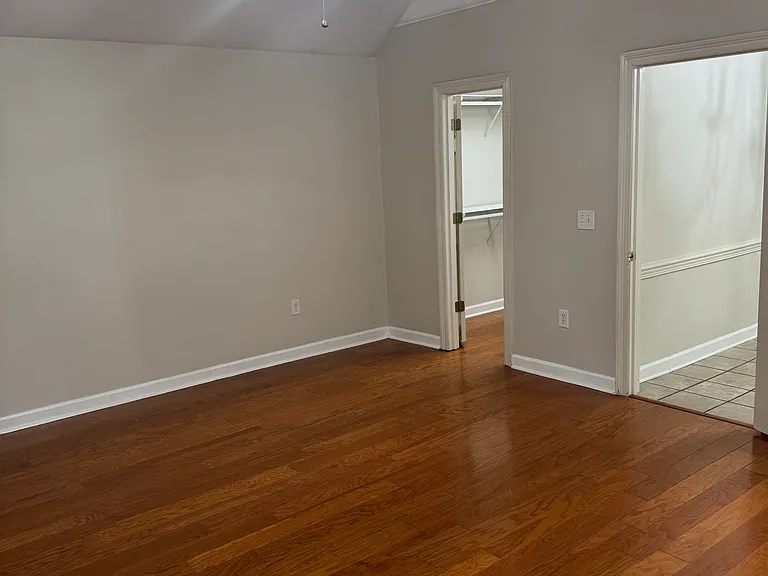 338 Avalon Way — Photo 9