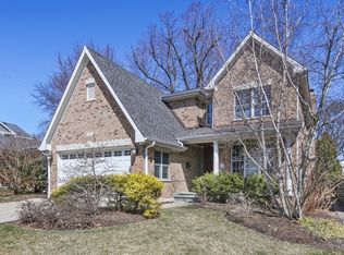 115 S Prospect Ave, Clarendon Hills, IL 60514