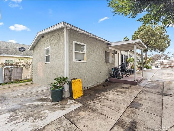 5th image of 2424 West Blvd