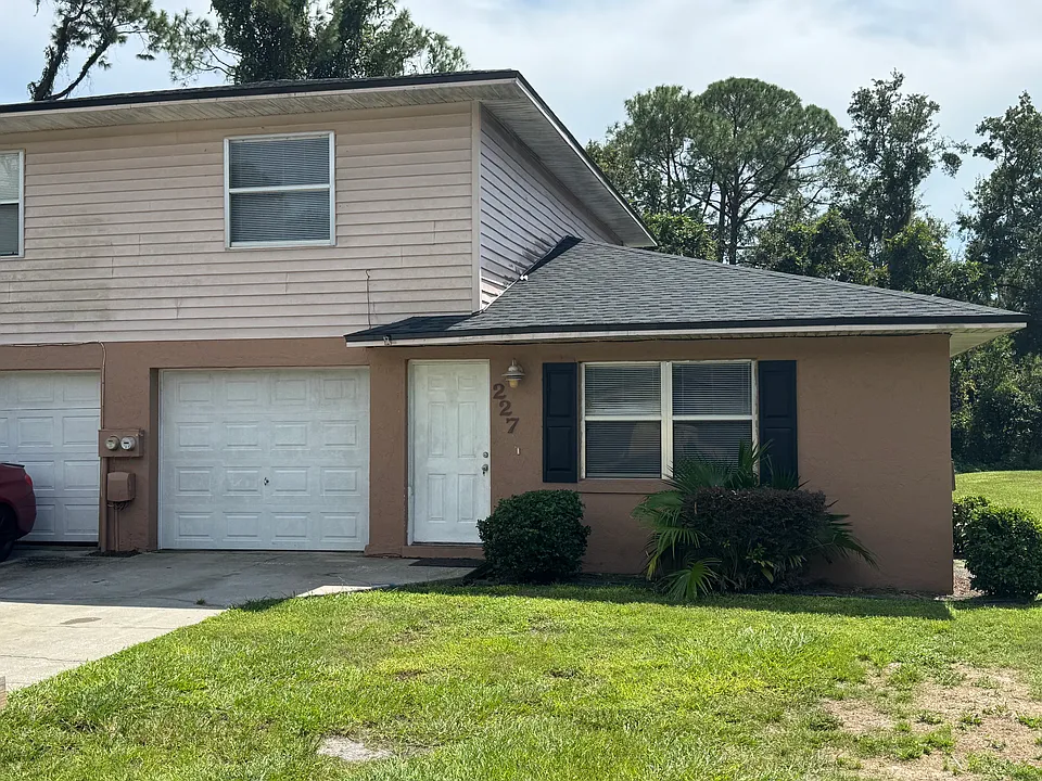 227 Mary Catherine Ct #227