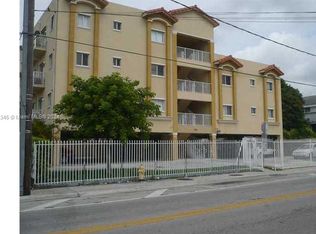 218 SW 8th Ave APT 206, Miami, FL 33130