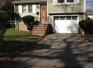 45 Hamburg Rd, Parsippany, NJ 07054