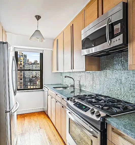 178 E 80th St #14AB — Photo 6