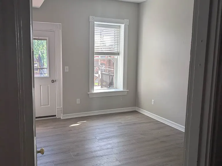 2316 Russell Blvd #A — Photo 8