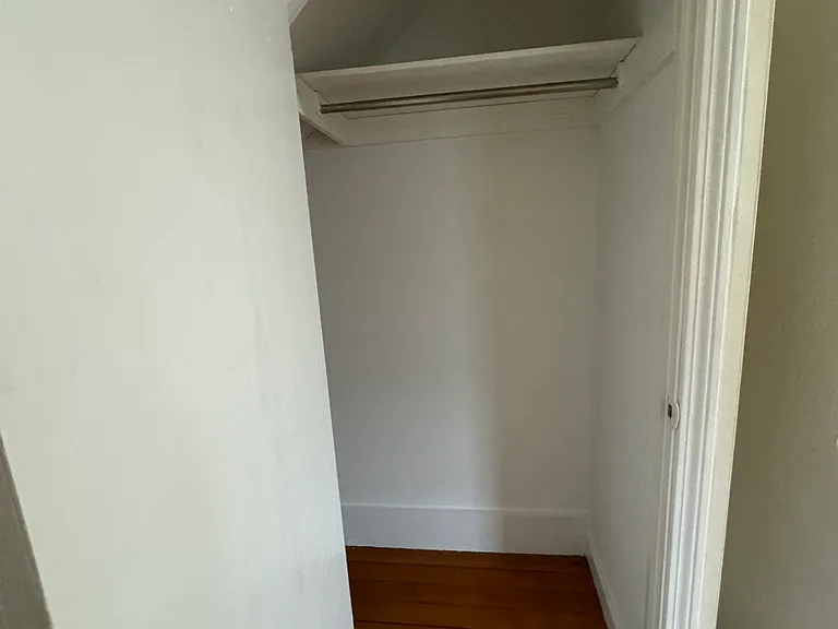 55 Water St — Photo 12