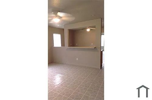 22 SW 24th St #3 Photo 1