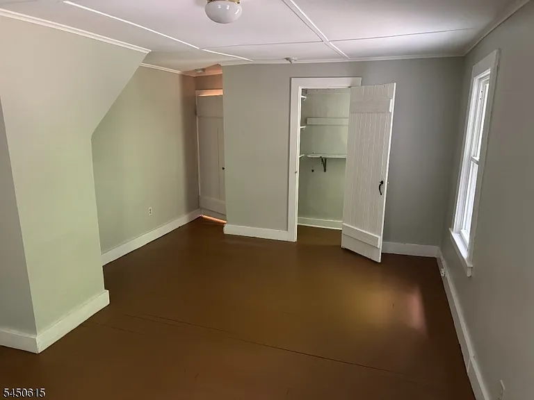 35 N Hillside Ave — Photo 6