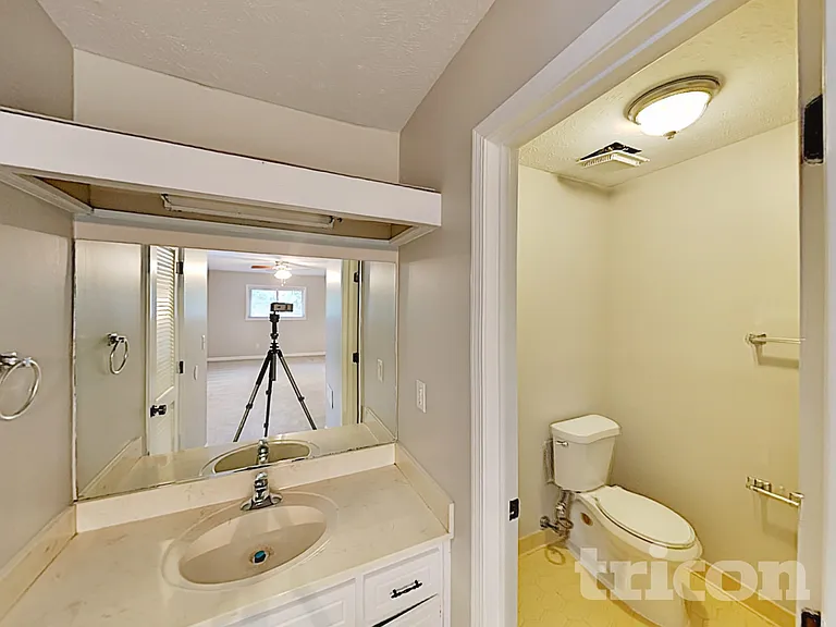 4930 Heritage Valley Dr — Photo 9