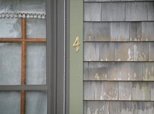 4 River Rd, Pocasset, MA 02559