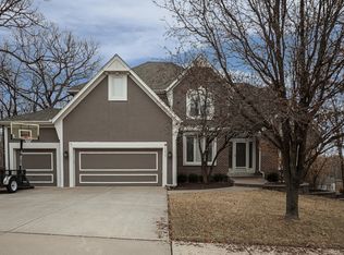 4835 Oakview St, Shawnee, KS 66216