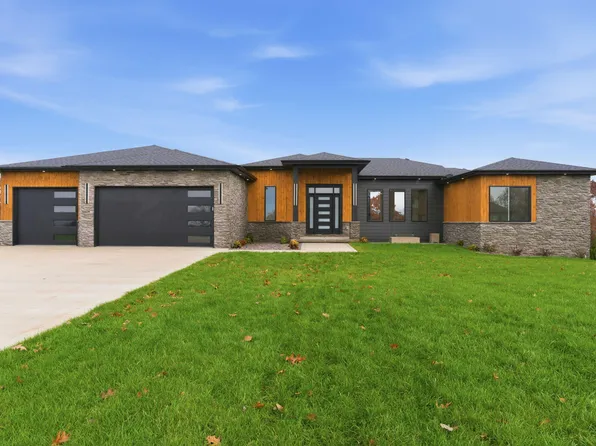 318 Sunset Drive, Chestnutridge, MO 65630