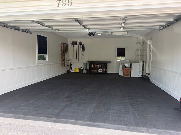 4th image of 795 Hildeen Dr