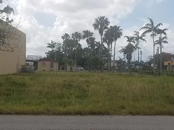 180 E Mowry Dr, Homestead, FL 33030