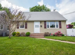 62 Warner St, Fords, NJ 08863