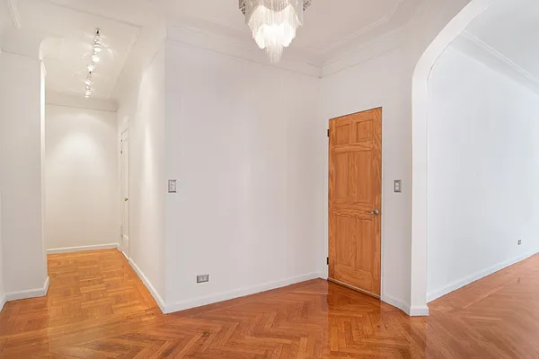 Rented by WAM Partners - William Moses Co. | media 34