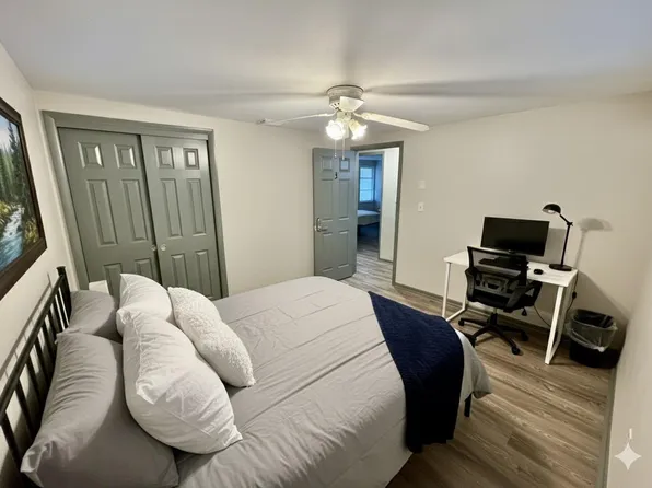 (undisclosed Address), Holiday, FL 34691