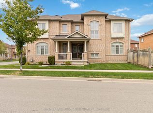 573 Gardenbrook Ave, Oakville, ON L6M 0P5