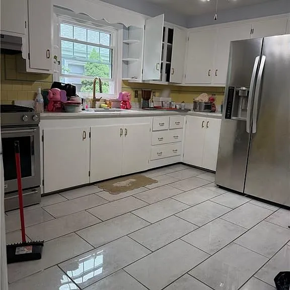 178 Sisson St — Photo 3