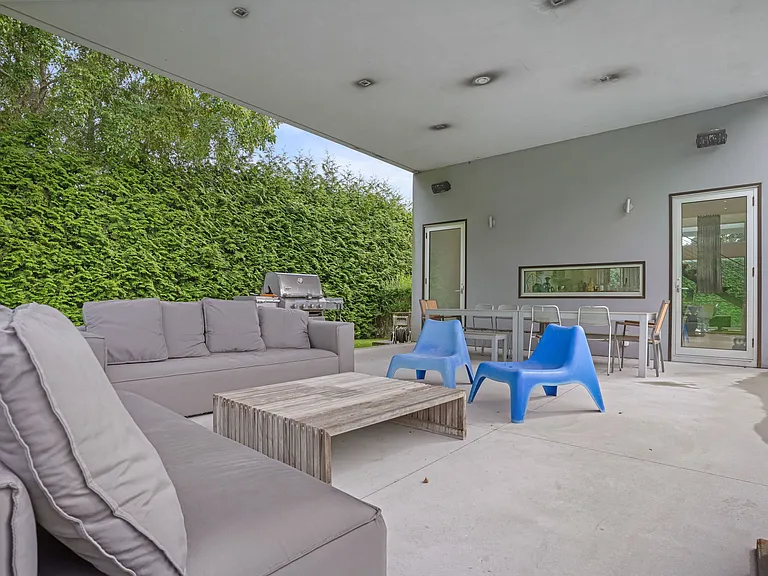 135 Middle Pond Rd — Photo 28