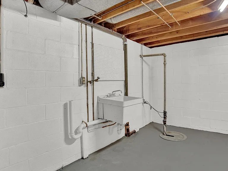 634 Bay Green Dr — Photo 29