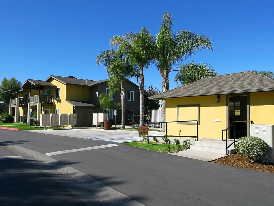 Cinnamon Woods Apartments
