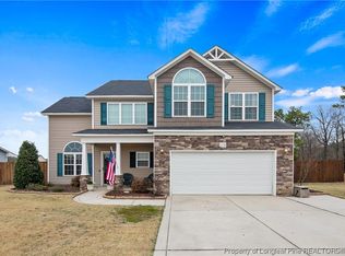 176 Yellowfoot Dr, Raeford, NC 28376