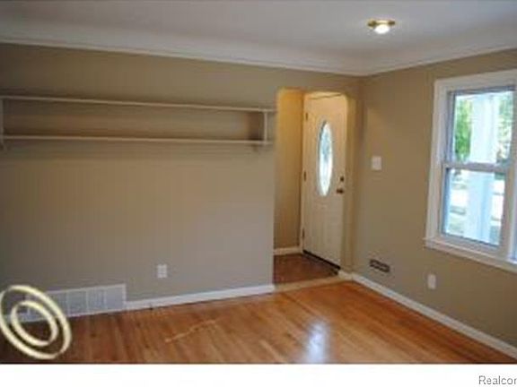 2nd image of 23420 Norwood Ave