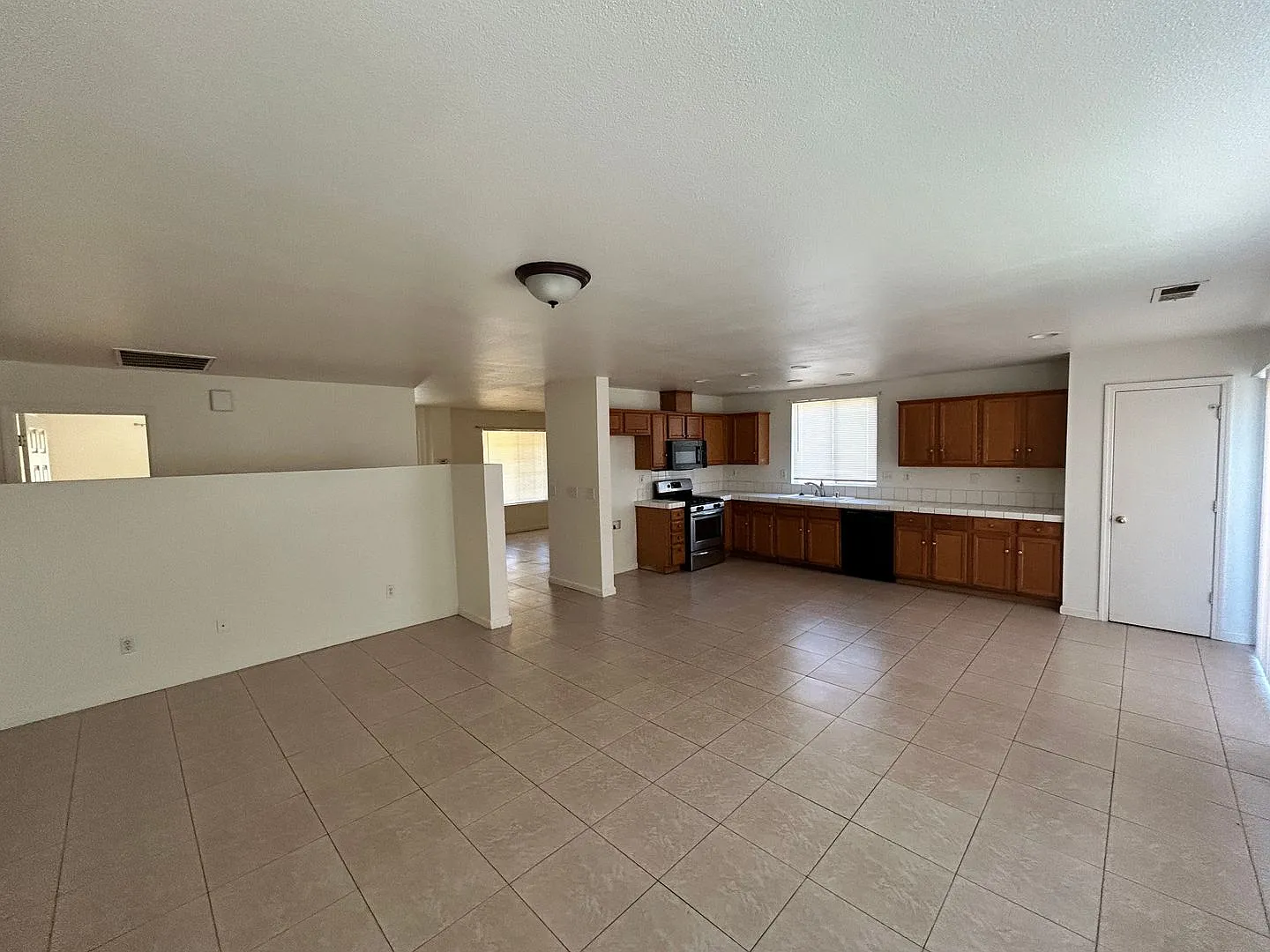 4 Bedroom/2 Bath Home Stockton Ca — Photo 4