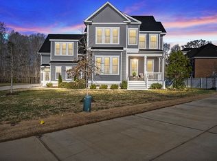 204 Leyland Ct, Chesapeake, VA 23322