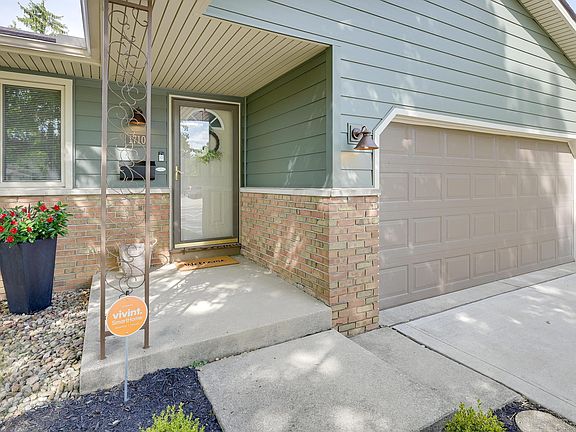 5th image of 1710 Sandalwood Pl
