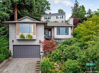 6548 SE Ash St, Portland, OR