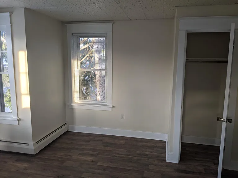 2419 Walnut St #2 — Photo 9