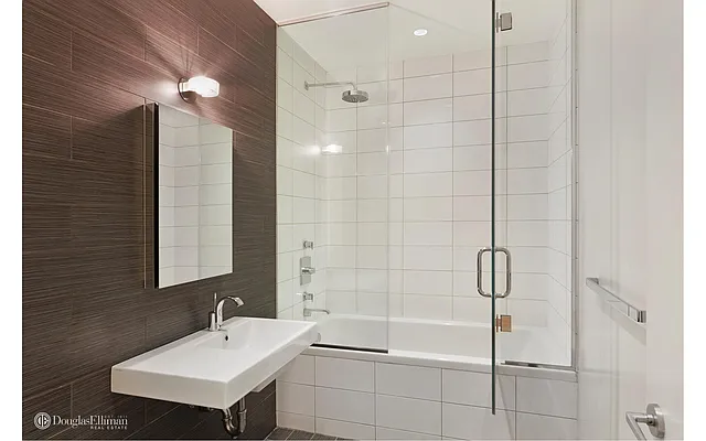 Rented by Douglas Elliman | media 22