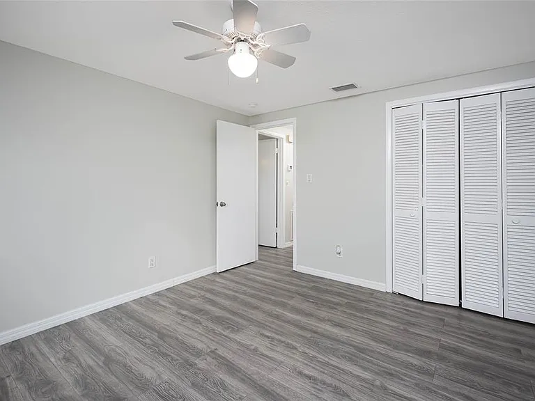 232 Pocono Trl E — Photo 23