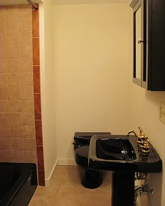 110 Highland Pl #1 — Photo 9