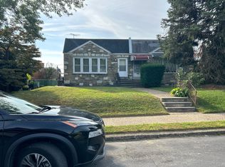 8643 Agusta St, Philadelphia, PA 19152