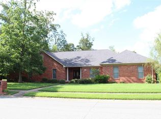 502 Providence Dr, Bryant, AR 72022