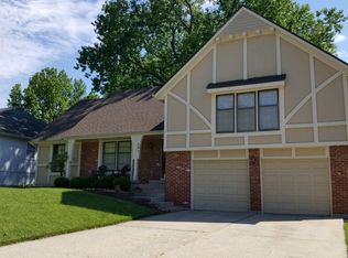 401 NE Lincoln St, Lees Summit, MO 64064