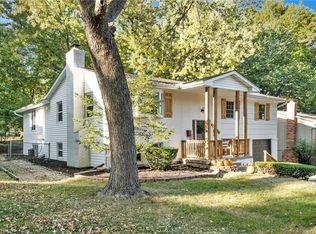 10606 W 97th St, Overland Park, KS 66214