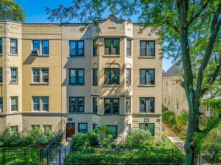 4863-67 N. Hermitage — Photo 2