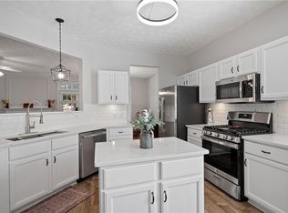 116 Weatherstone Dr, Woodstock, GA 30188