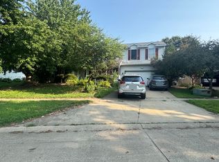 4110 Amherst Dr, Champaign, IL 61822