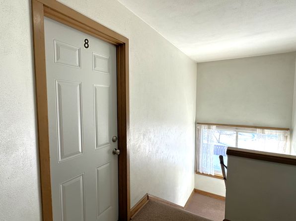 117 Birch St S UNIT 8