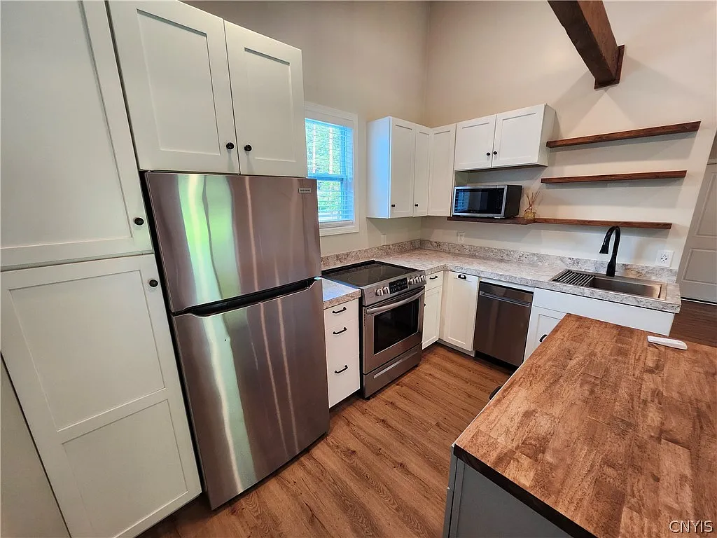 1 bed, 1.0 bath, 650 sqft, $1,450 — Photo 4