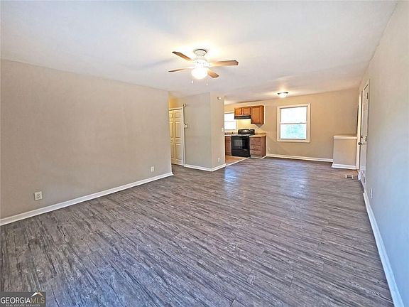 5th image of 2332 Baywood Dr SE