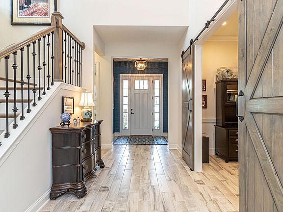 5th image of 188 Lakeview Pass Way