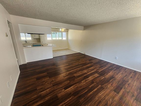 2nd image of 1219 Amethyst St #A-d
