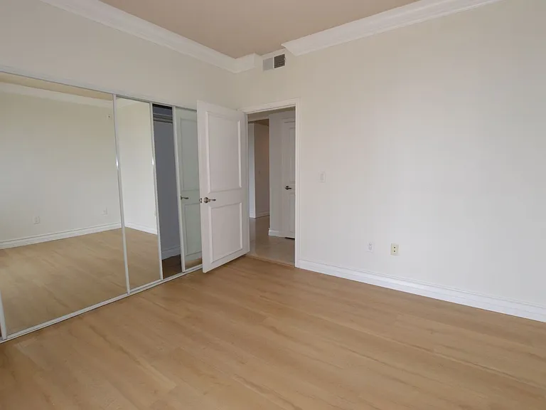 270 E Flamingo Rd #211 — Photo 10