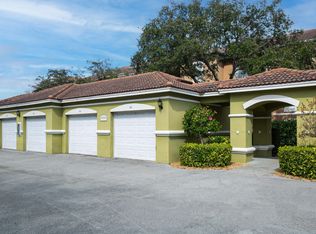 5095 Fairways Cir APT 107, Vero Beach, FL 32967