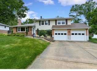 2007 Longcome Dr, Wilmington, DE 19810
